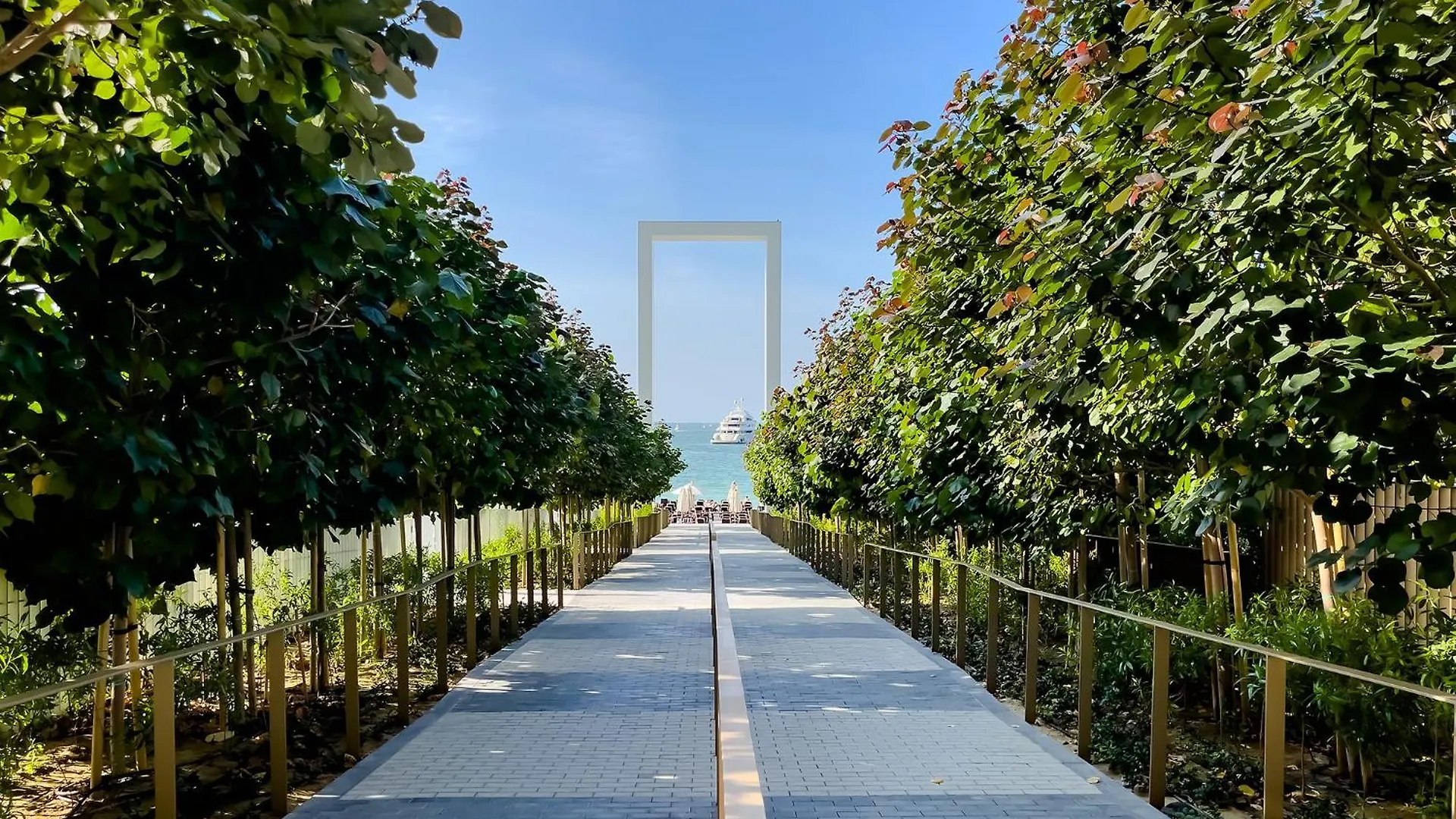 Private Beach La Vie Jbr 2Br Apartments By Stellium Dubai United Arab Emirates