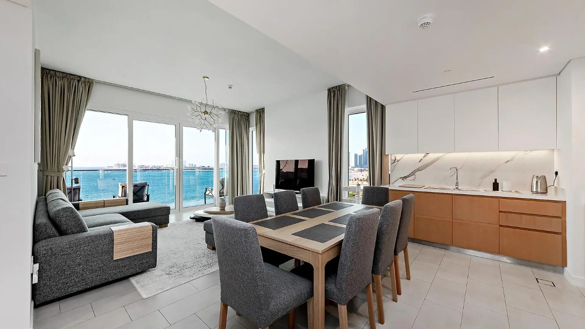 Private Beach La Vie Jbr 2Br Apartments By Stellium Dubai