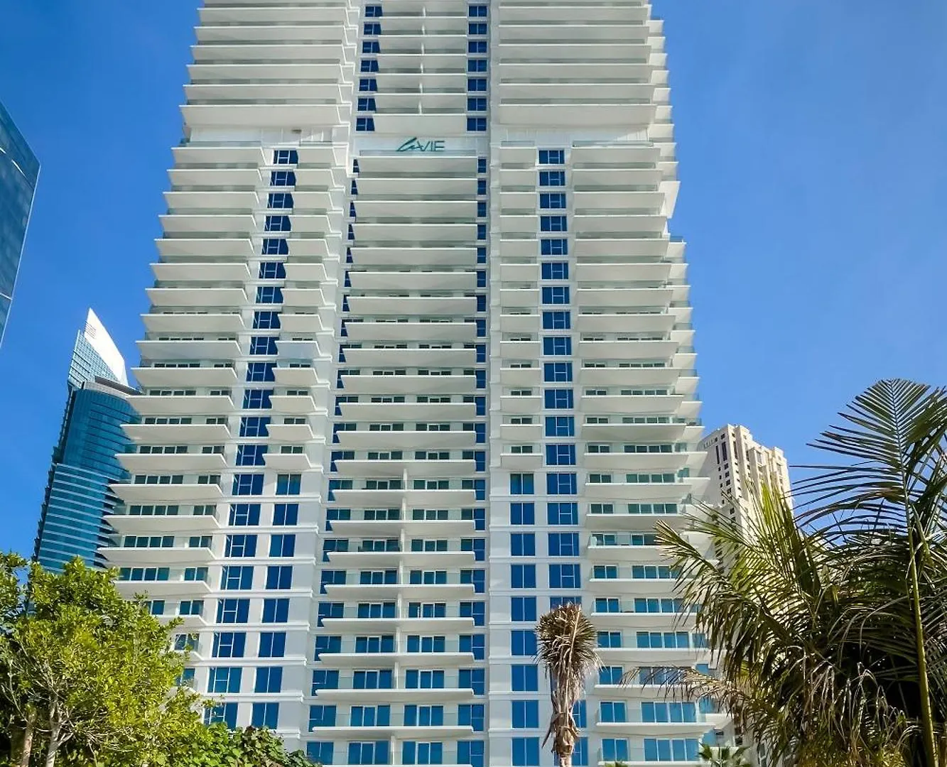 Private Beach La Vie Jbr 2Br Apartments By Stellium Dubai