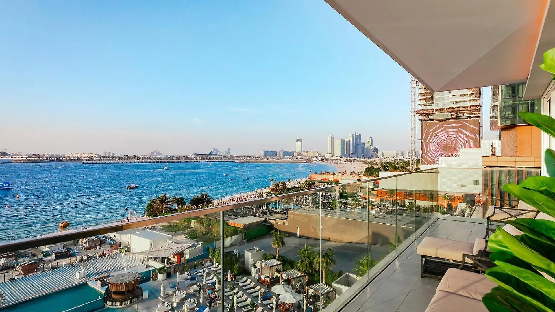 Private Beach La Vie Jbr 2Br Apartments By Stellium Dubai
