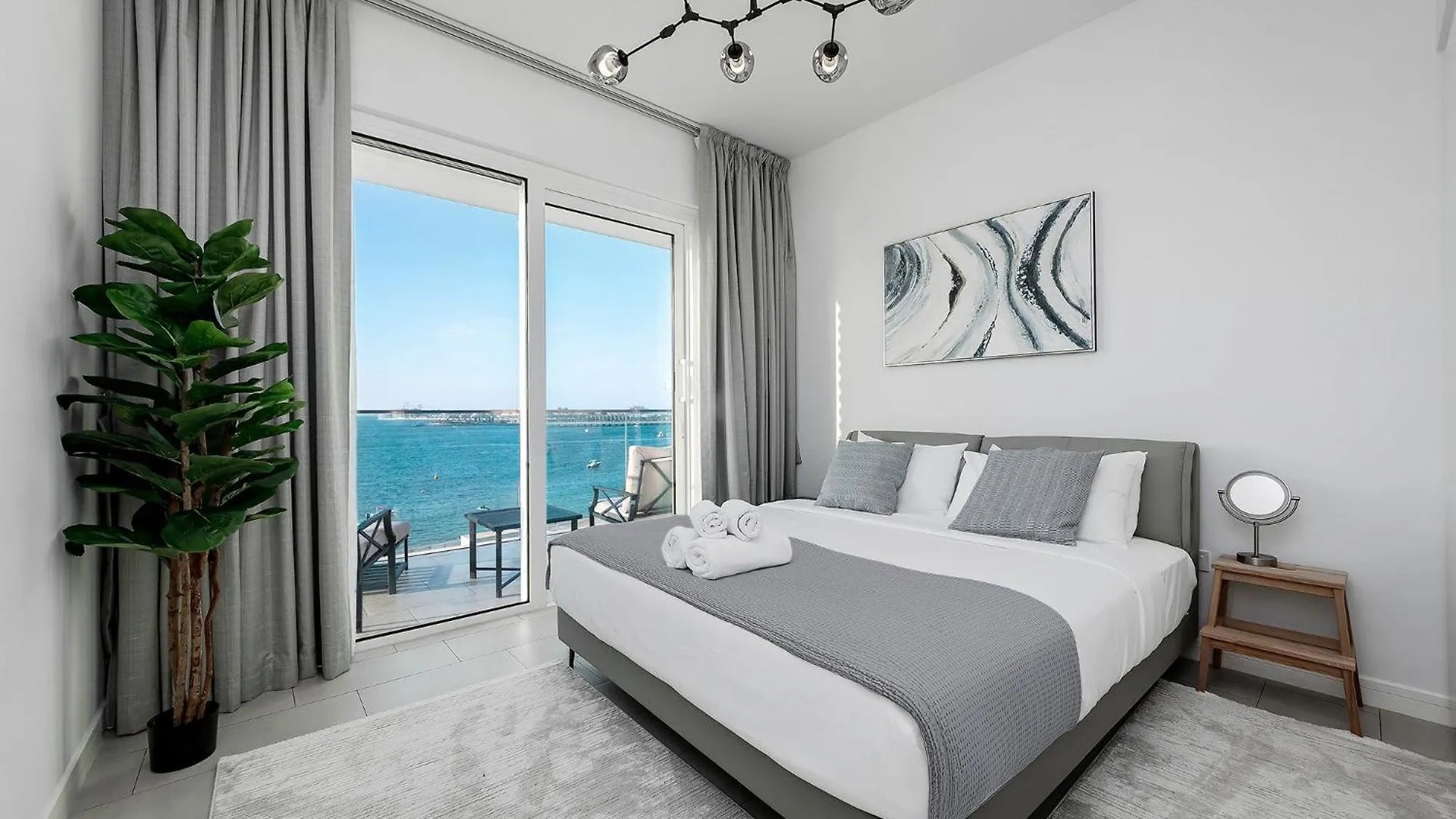 Private Beach La Vie Jbr 2Br Apartments By Stellium Dubai 0*,