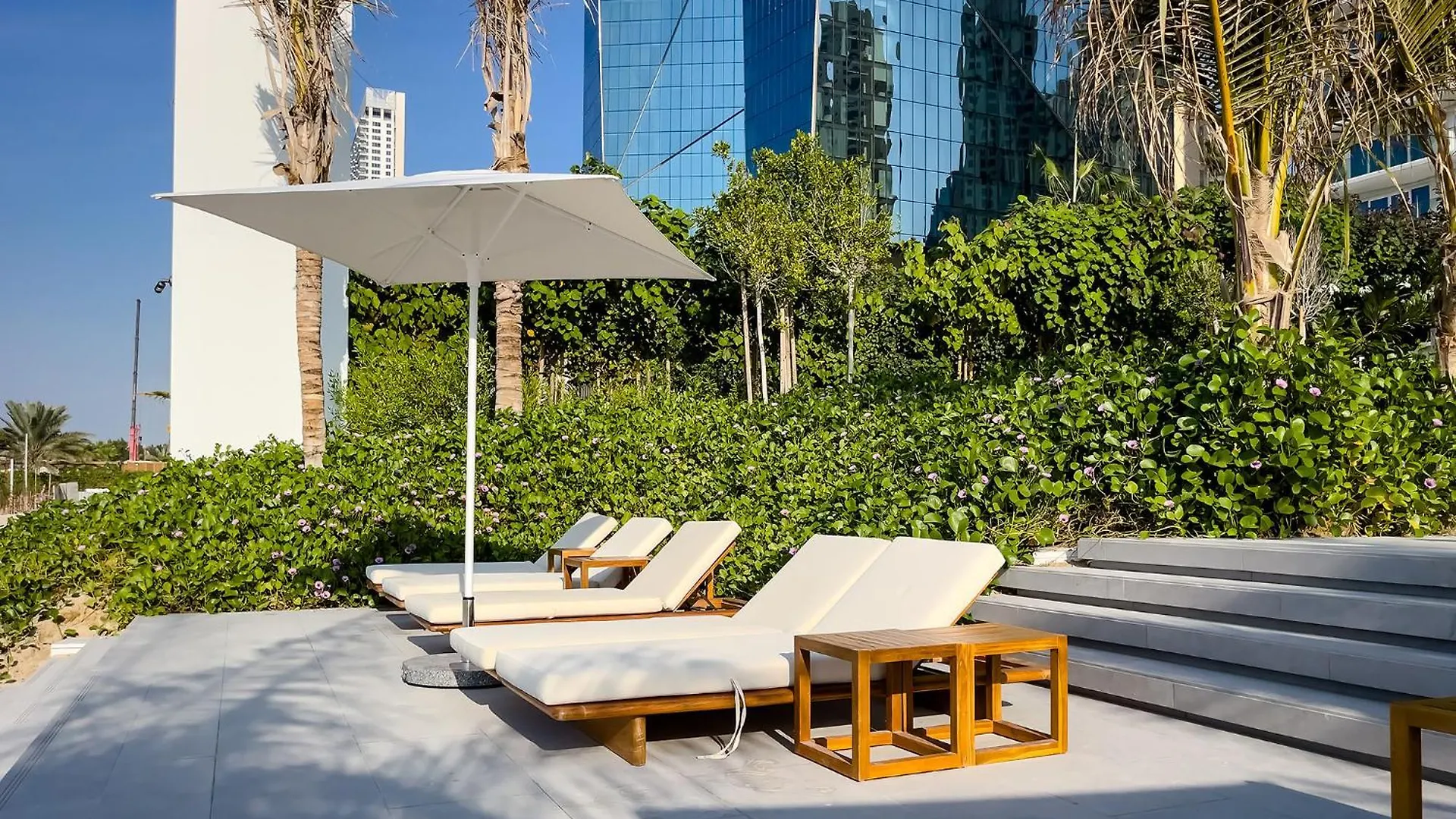 Private Beach La Vie Jbr 2Br Apartments By Stellium Dubai